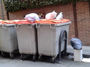 Contenedores de restos y envases