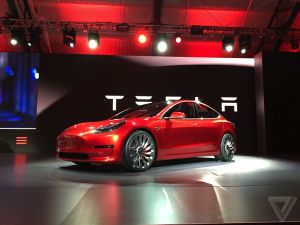 Prototipo de Tesla Model 3