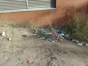 Basura arrojada desde ventanas